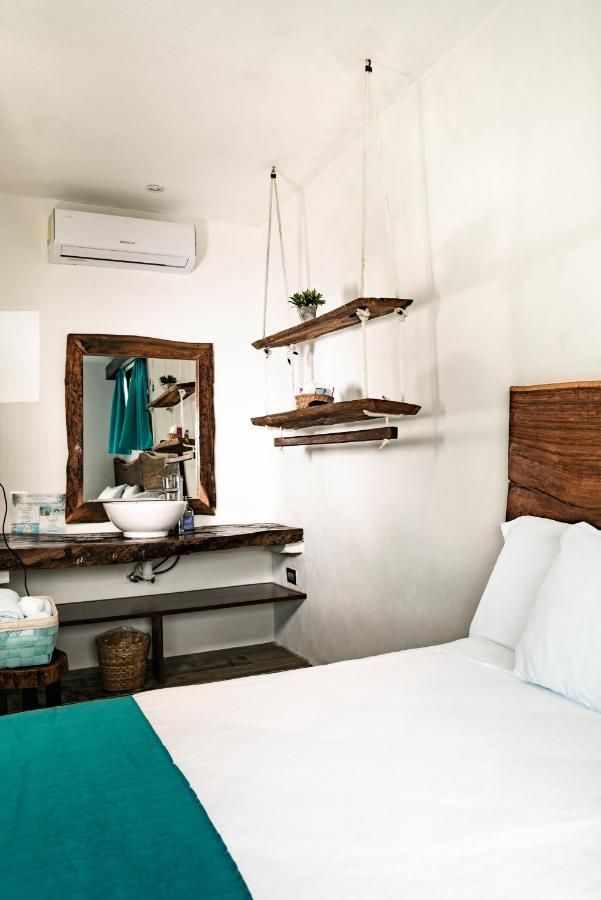 Hotel Y Beach Club Casa Mia Xulha -Bacalar Xul-Ha Bagian luar foto