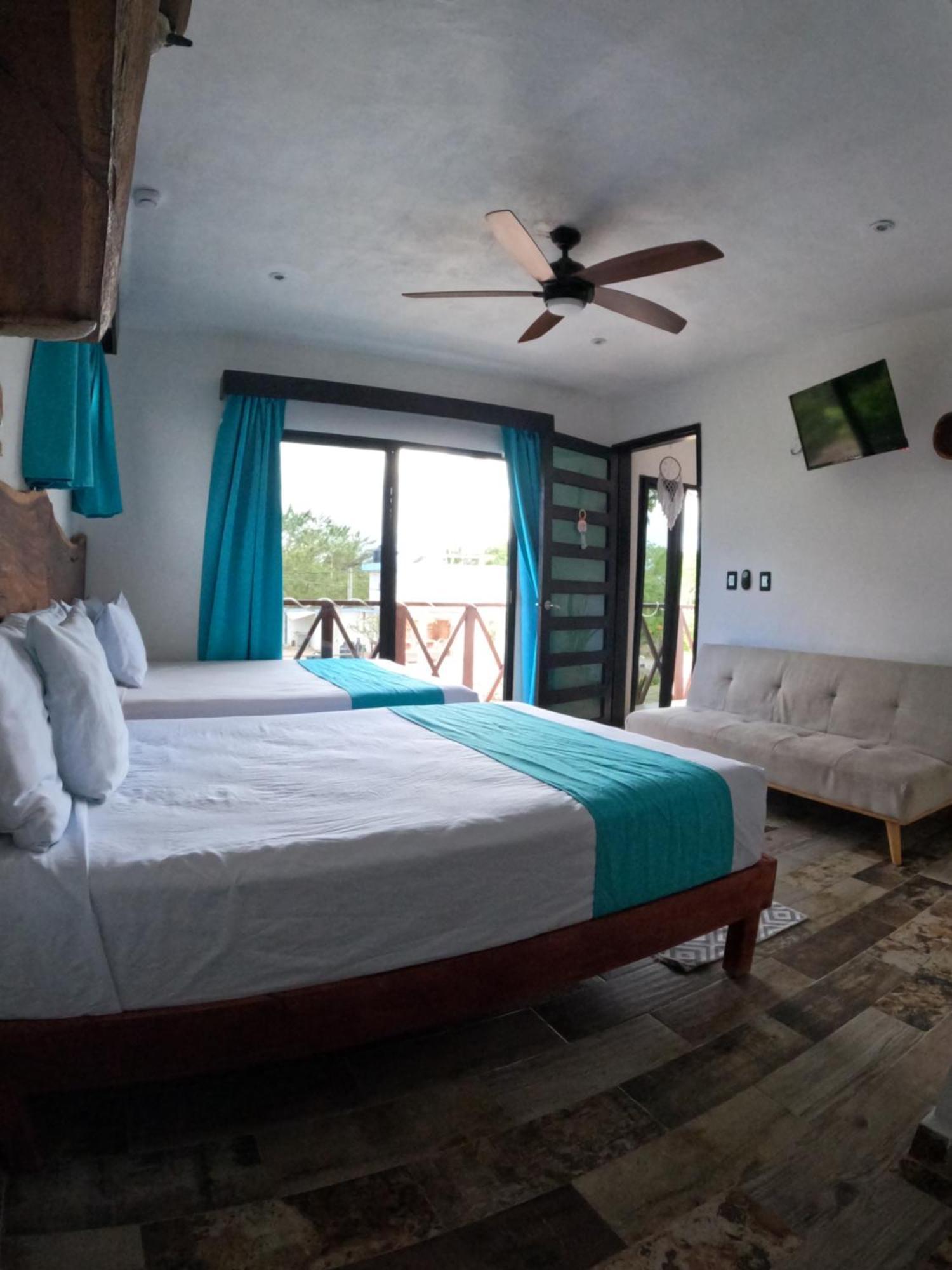 Hotel Y Beach Club Casa Mia Xulha -Bacalar Xul-Ha Bagian luar foto